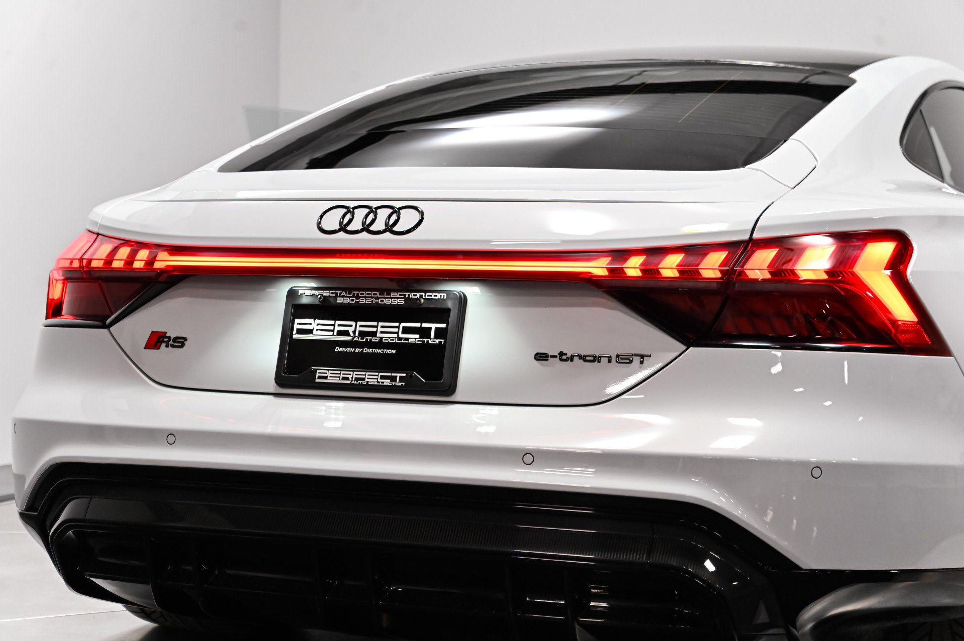 Used 2022 Audi RS e-tron GT w/ Year 1 Package AWD/4WD image 47
