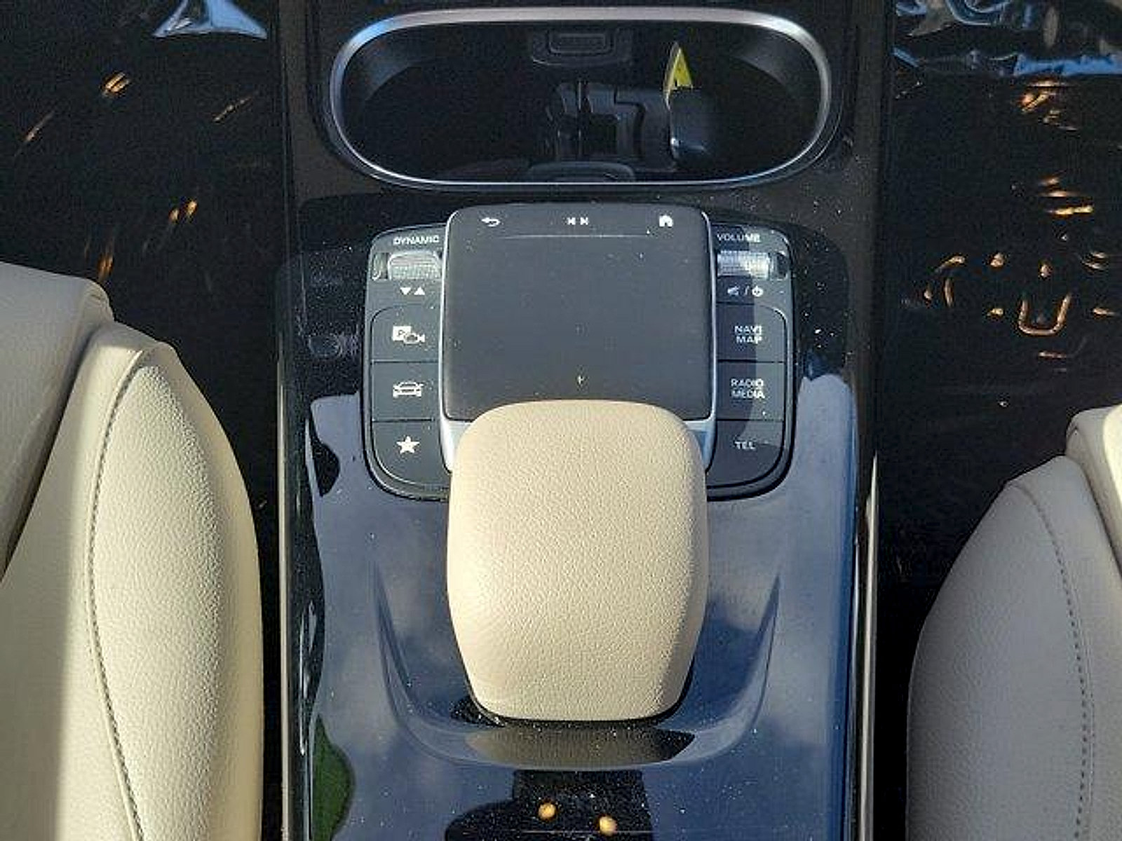 Used 2022 Mercedes-Benz CLA 250 image 18