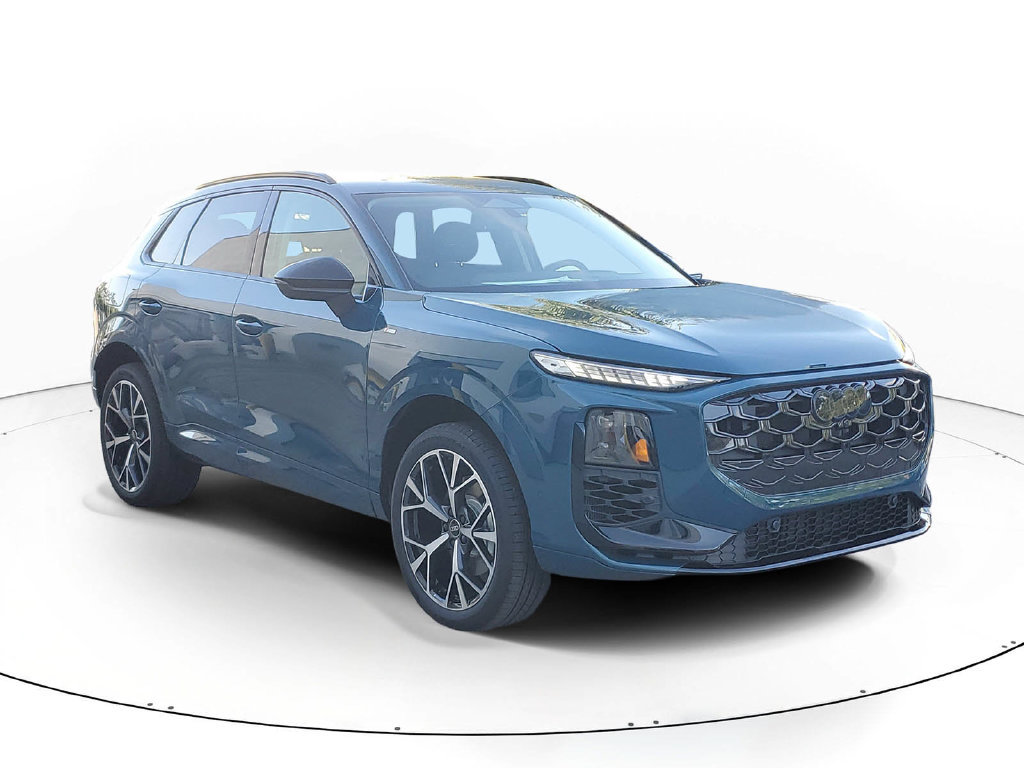 New 2026 Audi Q3 quattro 2.0T AWD/4WD image 1