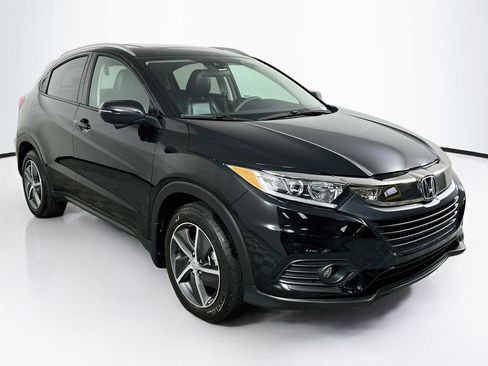 Used 2022 Honda HR-V EX image 2