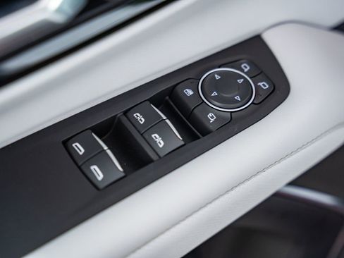 New 2025 Chevrolet Suburban Premier w/ Sun And Tow Package image 43