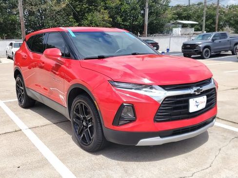 Used 2022 Chevrolet Blazer LT FWD image 3