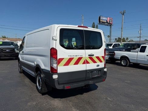 Used 2015 Ford Transit 250 130 Low Roof image 7