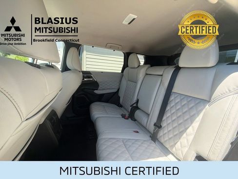 Used 2024 Mitsubishi Outlander SEL AWD/4WD image 38