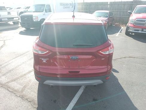 Used 2016 Ford Escape SE image 6