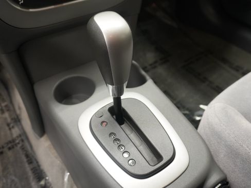 Used 2005 Saturn ION Level 3 w/ Travel Pkg FWD image 18