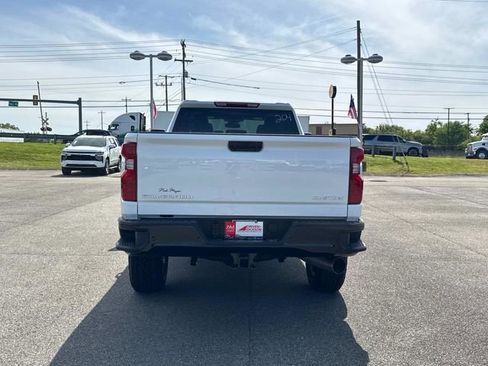 New 2026 Chevrolet Silverado 2500 Custom w/ Custom Value Package AWD/4WD image 5