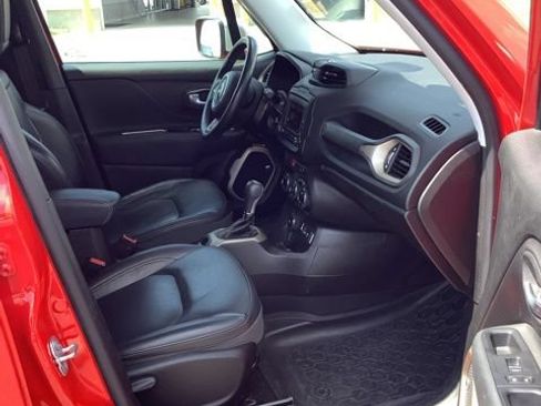 Certified 2017 Jeep Renegade Limited AWD/4WD image 15