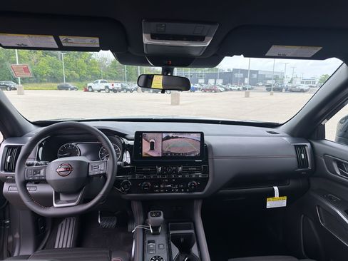 New 2026 Nissan Pathfinder Rock Creek AWD/4WD image 28