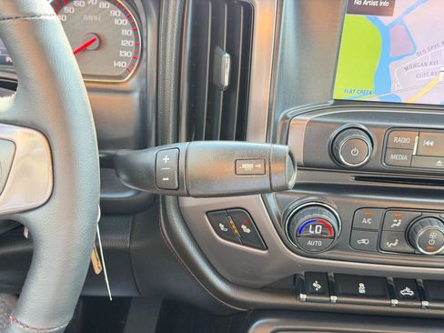 Used 2015 GMC Sierra 1500 SLT AWD/4WD image 25