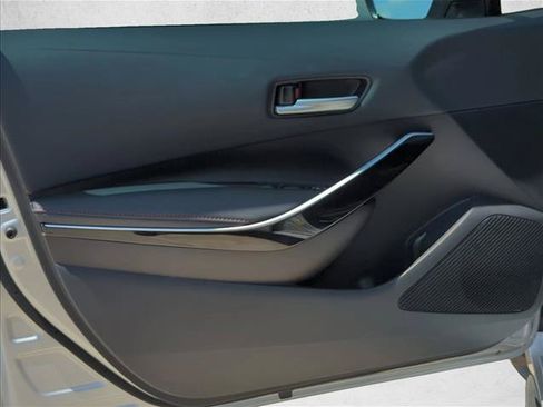 Used 2025 Toyota Corolla XSE FWD image 10