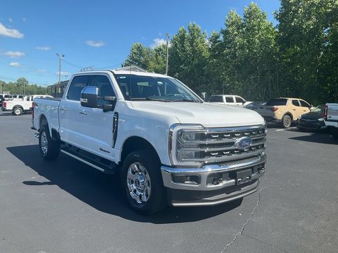 New 2026 Ford F350 Lariat AWD/4WD image 3