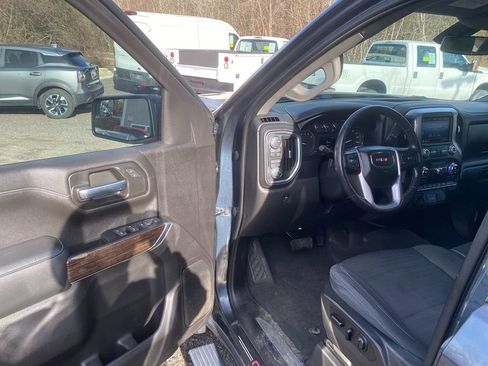 Used 2020 GMC Sierra 1500 Elevation w/ Elevation Value Package image 10