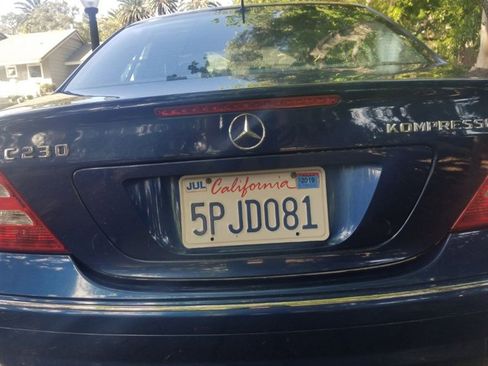 Used 2005 Mercedes-Benz C 230 Sedan image 5