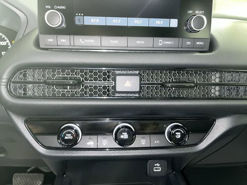 Used 2025 Honda HR-V LX image 20