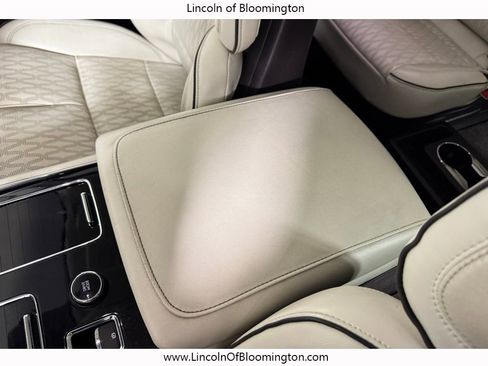 Used 2020 Lincoln Aviator Black Label w/ Dynamic Handling Package image 28