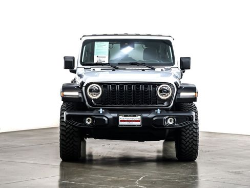 Used 2024 Jeep Wrangler Unlimited image 4