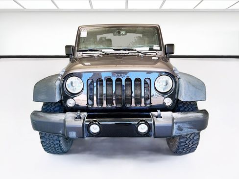 Used 2016 Jeep Wrangler Sport AWD/4WD image 2