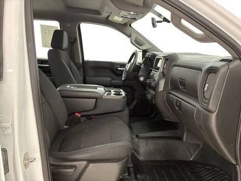Used 2019 Chevrolet Silverado 1500 W/T w/ WT Appearance Package AWD/4WD image 14