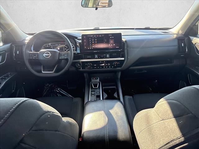 Used 2026 Nissan Pathfinder SV FWD image 23