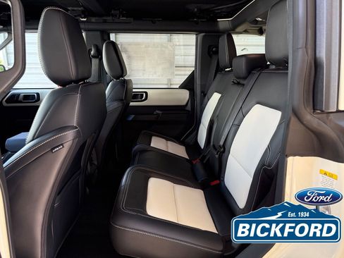 New 2026 Ford Bronco Outer Banks w/ Sasquatch Package AWD/4WD image 21