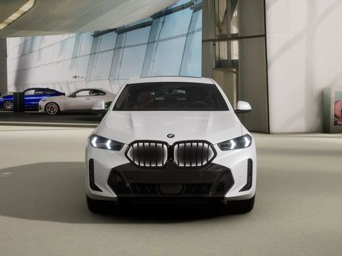 New 2026 BMW X6 xDrive40i w/ Executive Package image 3