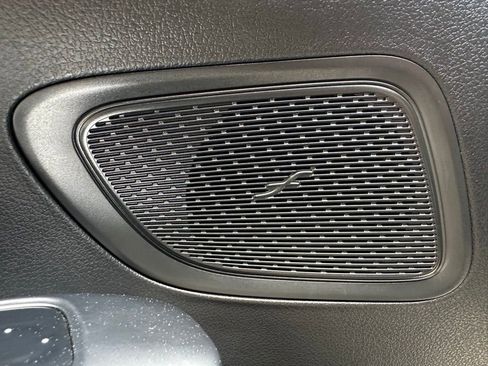 Used 2025 Mercedes-Benz C 300 Sedan image 34