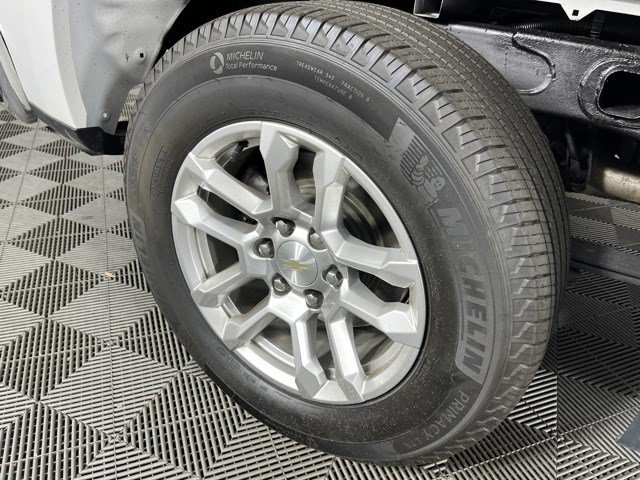 Used 2023 Chevrolet Silverado 1500 LT AWD/4WD image 13