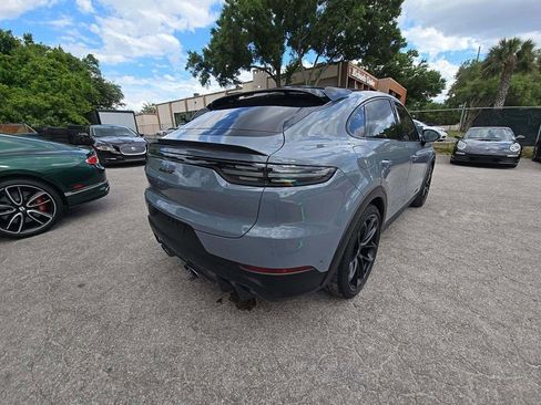 Used 2022 Porsche Cayenne Turbo GT AWD/4WD image 3