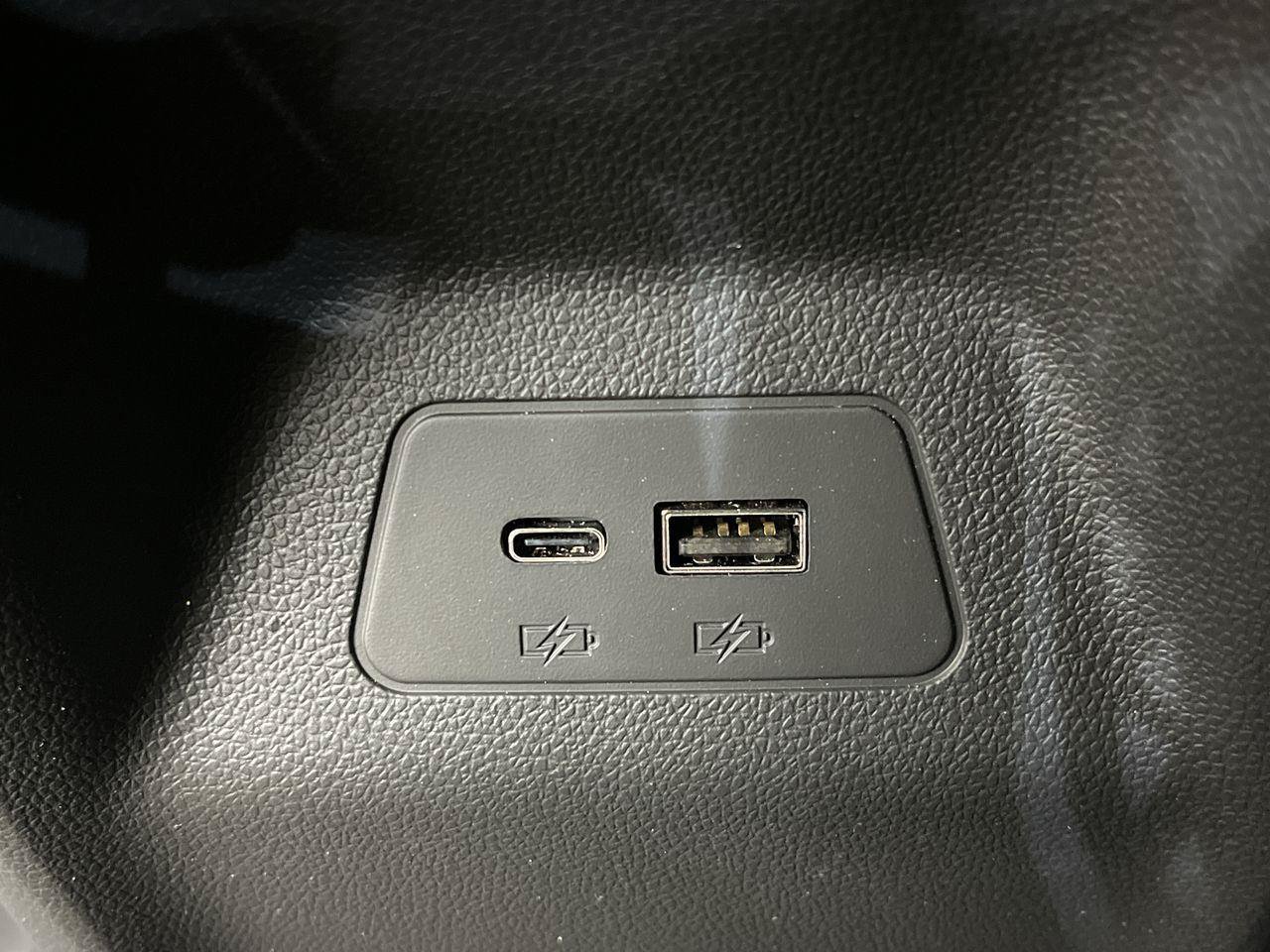 Used 2026 Buick Envision Sport Touring AWD/4WD image 13