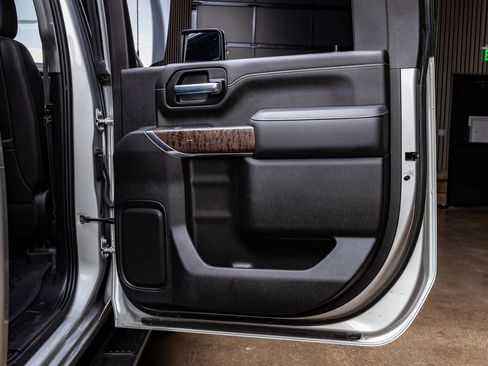 Used 2021 GMC Sierra 3500 Denali w/ Denali Ultimate Package image 37