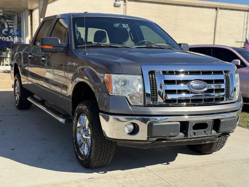 Used 2013 Ford F150 XLT w/ Luxury Equipment Group image 3