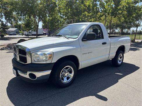 Used 2007 Dodge Ram 1500 Truck ST w/ V6 Value Group RWD image 3