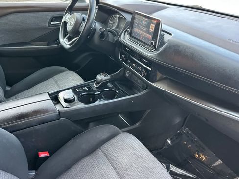Used 2023 Nissan Rogue SV AWD/4WD image 18