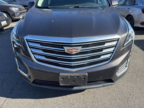 Used 2017 Cadillac XT5 Luxury w/ Driver Awareness Package image 8