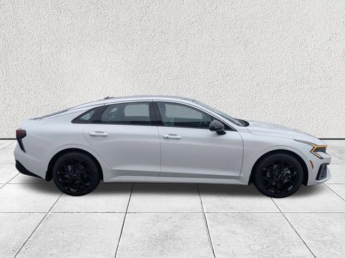 New 2026 Kia K5 GT-Line FWD image 2