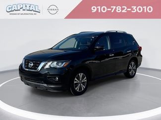 Used 2020 Nissan Pathfinder SL video 1