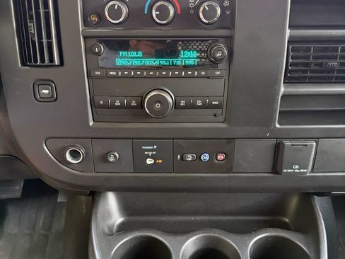Used 2025 GMC Savana 2500 w/ Driver Convenience Package RWD image 15