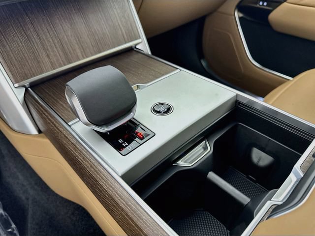New 2026 Land Rover Range Rover SE AWD/4WD image 17