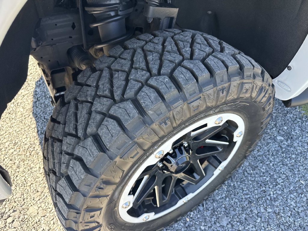 Used 2019 Chevrolet Silverado 1500 RST w/ All-Star Edition AWD/4WD image 38