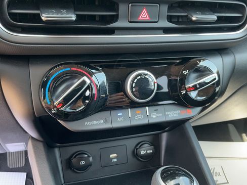 Used 2023 Hyundai Kona SEL AWD/4WD image 26