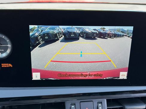 New 2025 Lexus ES 300h w/ Premium Package image 23