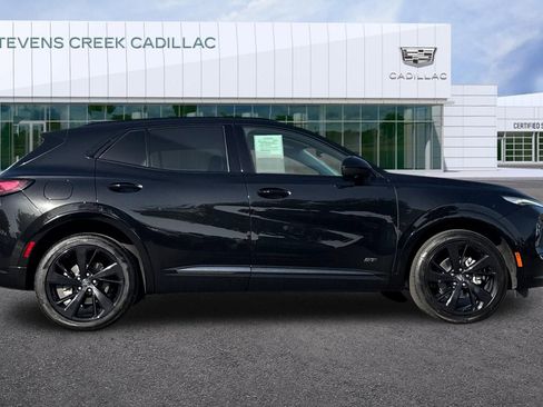 Used 2025 Buick Envision Sport Touring image 2