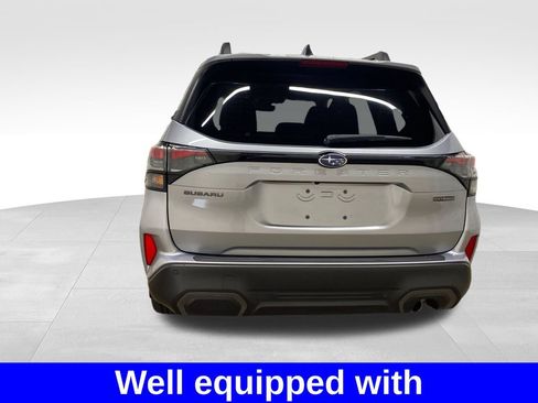 Certified 2025 Subaru Forester Limited AWD/4WD image 3