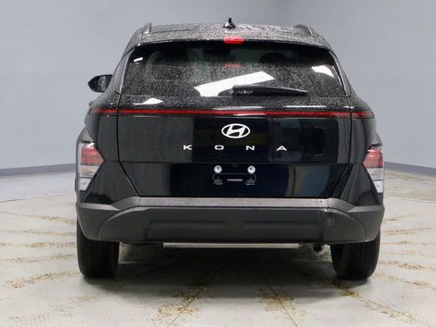 Certified 2025 Hyundai Kona SEL FWD image 11