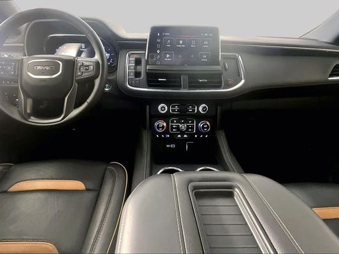 Certified 2024 GMC Yukon AT4 w/ AT4 Premium Plus Package AWD/4WD image 15