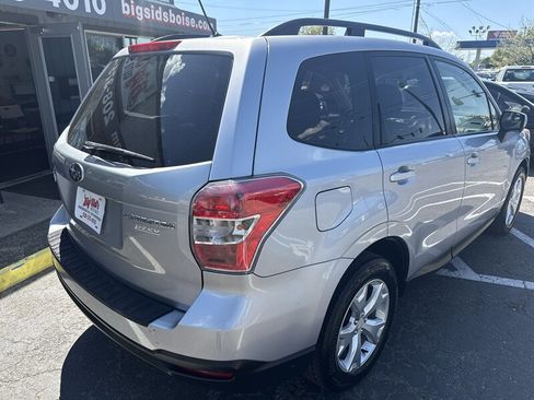 Used 2014 Subaru Forester 2.5i Premium w/ All-Weather Package AWD/4WD image 8