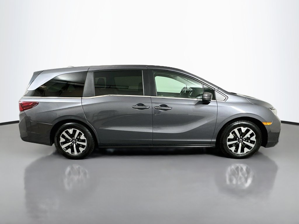 Certified 2025 Honda Odyssey EX-L image 4