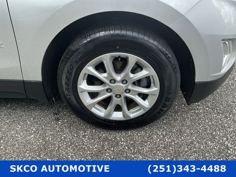 Used 2019 Chevrolet Equinox LS FWD image 9