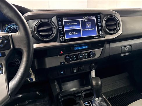 Used 2021 Toyota Tacoma SR5 RWD image 9